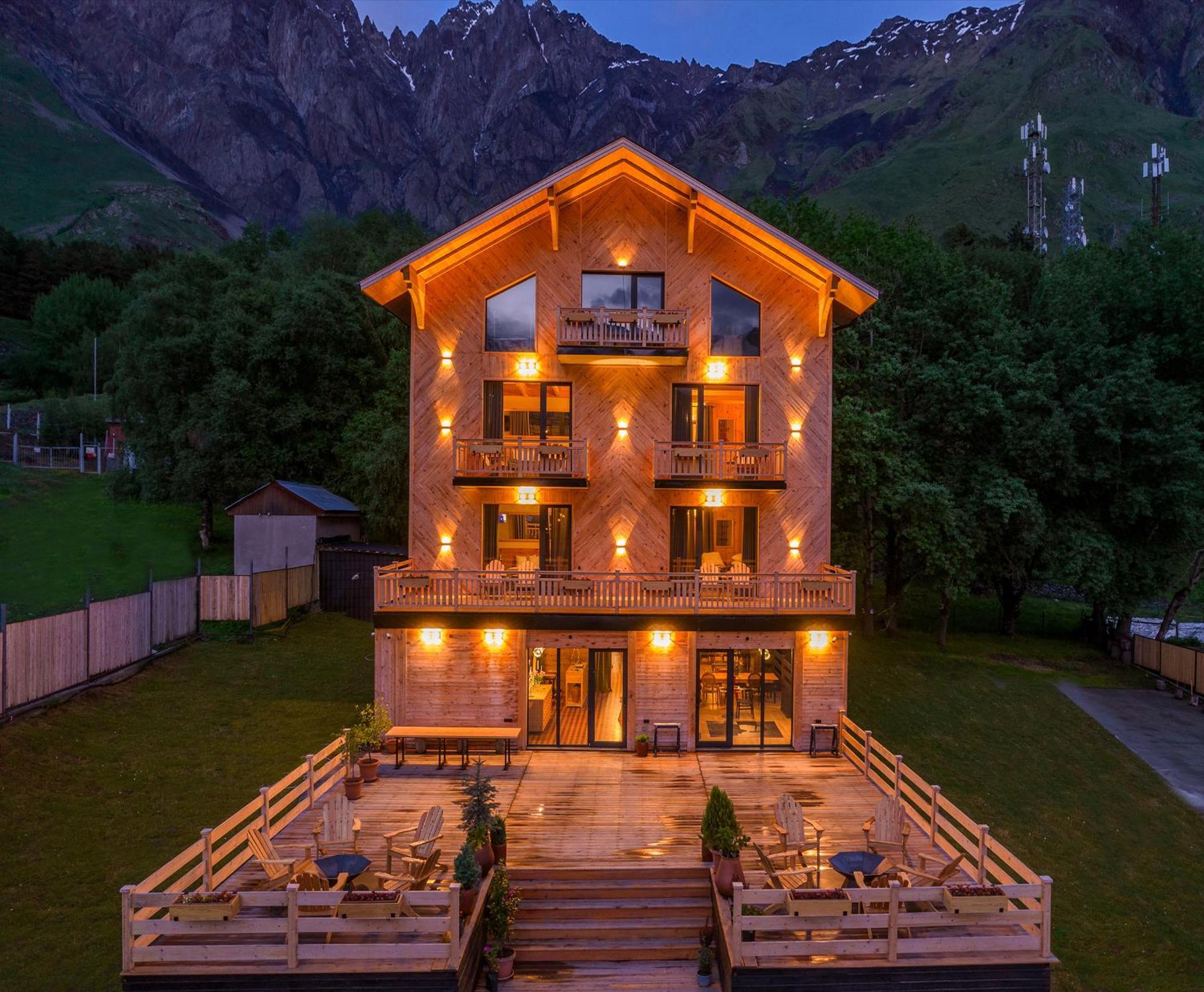 1740 Boutique Hotel Kazbegi Exterior foto